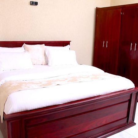 Residence Le Bonheur - Serviced apartment by Douala Airport/Mall Extérieur photo